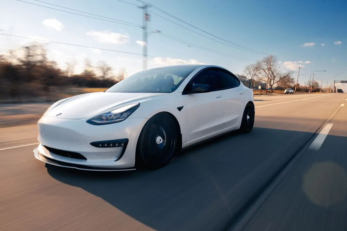 EV Road Trip Range: The Real Numbers for a Loaded Car
