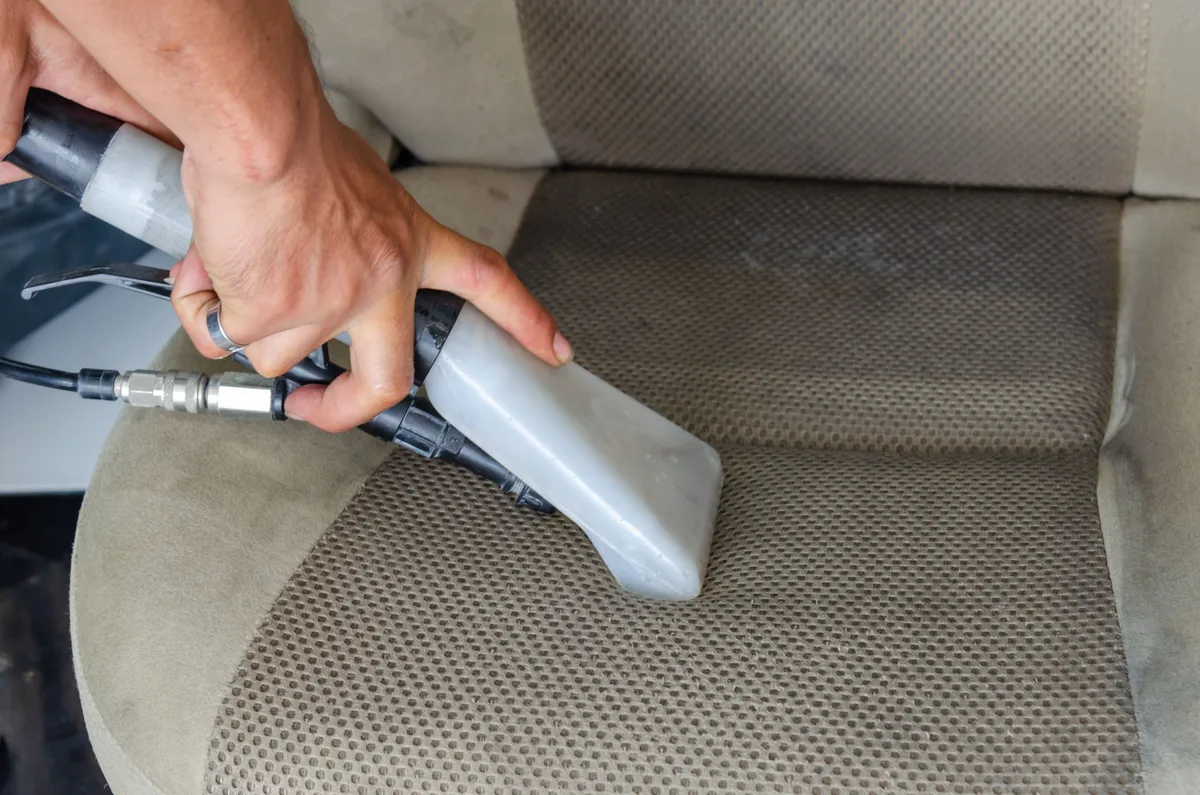 Professional vehicle cleaning after every trip